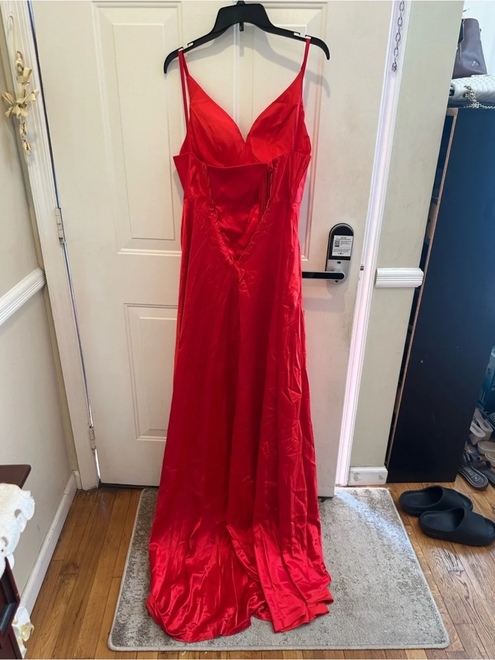 N/A elegant red